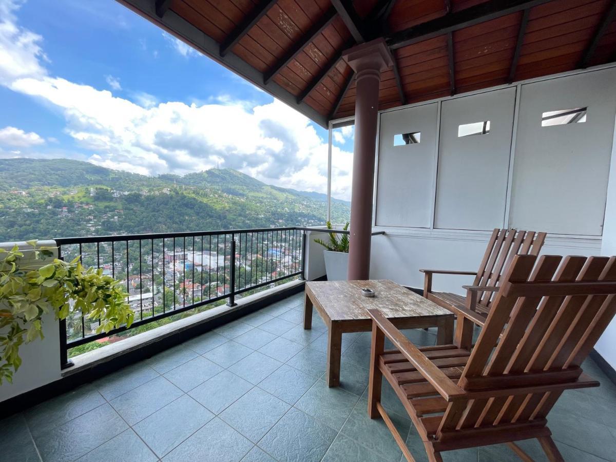 The Skydeck Kandy Eksteriør bilde