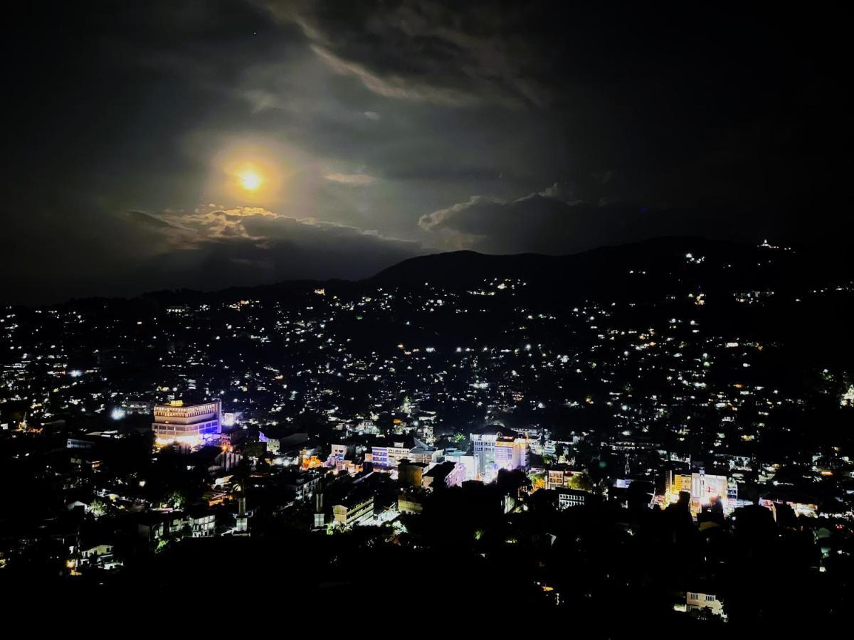 The Skydeck Kandy Eksteriør bilde